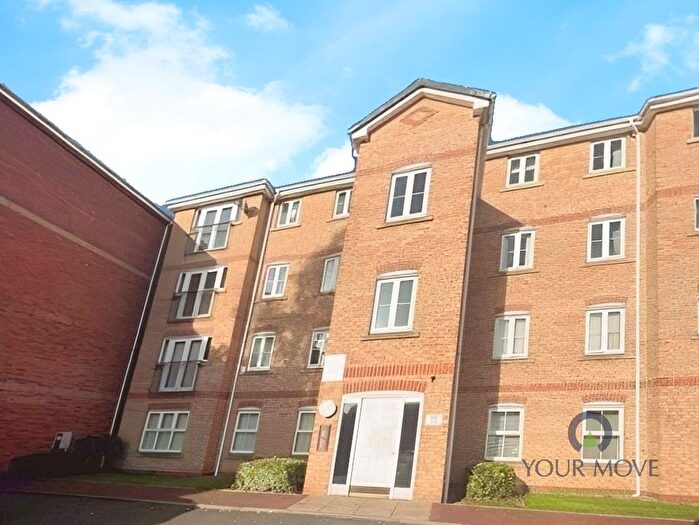 2 Bedroom Flat To Rent In Harper Grove, Tipton, West Midlands, DY4