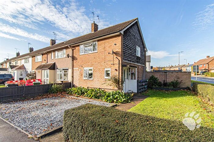 2 Bedroom End Terrace House For Sale In Danbury Down, Fryerns, SS14