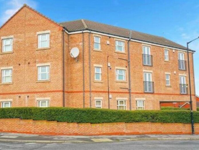 2 Bedroom Apartment For Sale In Acorn Way, Sunnyside, Rotherham, S66