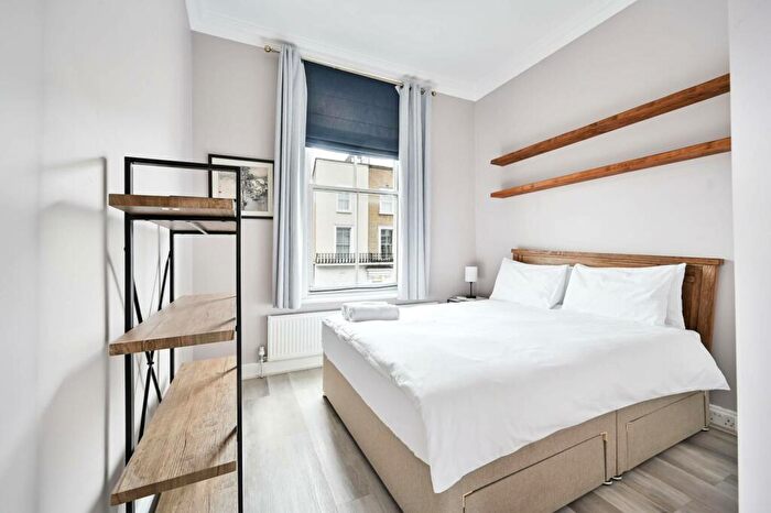 2 Bedroom Flat To Rent In Edith Grove, Chelsea, London, SW10