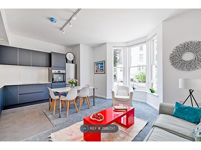 1 Bedroom Flat To Rent In Caroline House, Cotham, Bristol, BS6