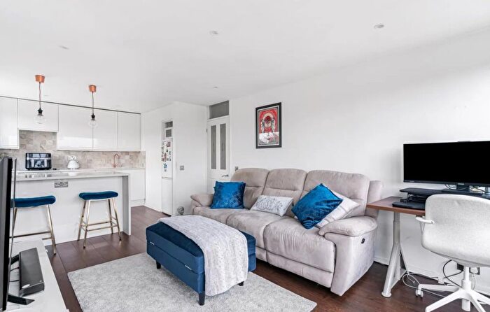 1 Bedroom Flat To Rent In Bouverie Lodge, Rectory Road, Beckenham, BR1