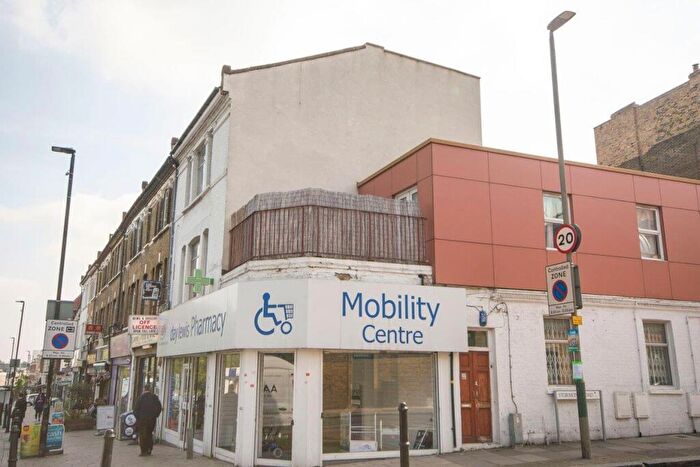 1 Bedroom Flat To Rent In Lavender Hill, Battersea, SW11