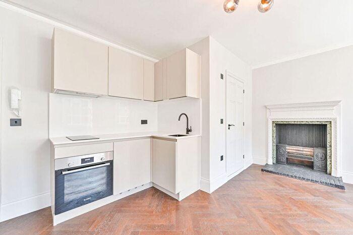 Studio To Rent In Upper Berkeley Street, Marylebone, London, W1H