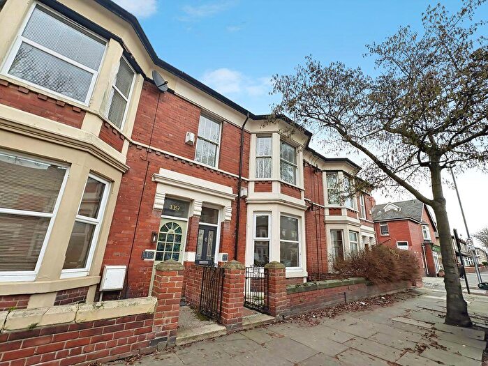 3 Bedroom Flat For Sale In Queen Alexandra Road, North Shields, NE29