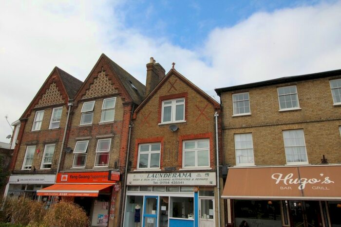 1 Bedroom Flat To Rent In High Street, Egham, Surrey, TW20