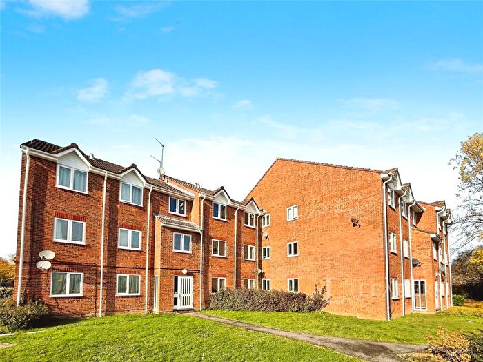 1 Bedroom Flat To Rent In Stratford Place, SO50