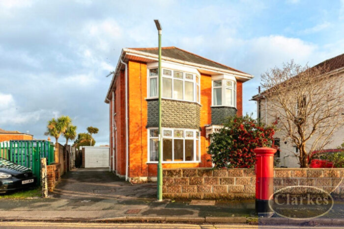 4 Bedroom Detached House For Sale In Highfield Road, Bournemouth, BH9