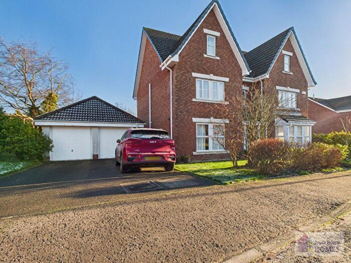 6 Bedroom Detached House For Sale In Strathallan Avenue, Hairmyres, East Kilbride, G75