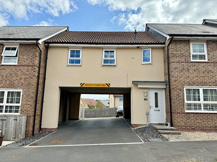 1 Bedroom Coach House For Sale In Darwin Drive, Yeovil, Somerset, BA21