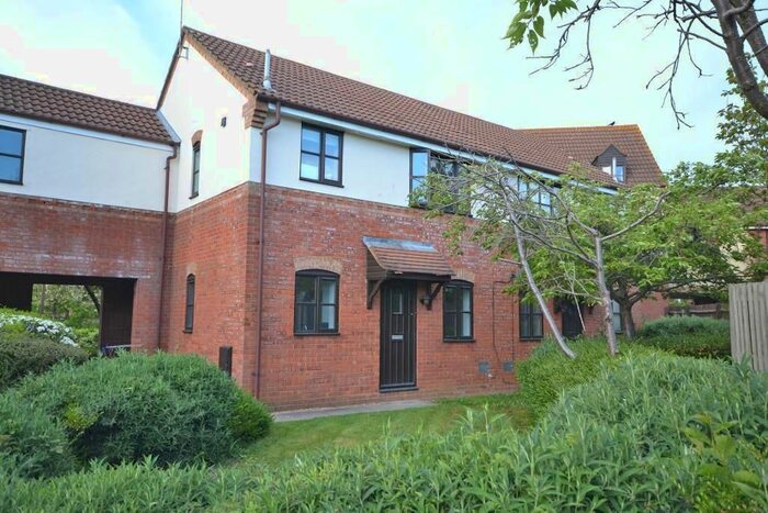 1 Bedroom Maisonette To Rent In Grace Avenue, Oldbrook, Milton Keynes, Buckinghamshire, MK6