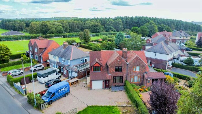 3 Bedroom Semi-Detached House For Sale In Mansfield Road, Underwood, Nottingham, NG16