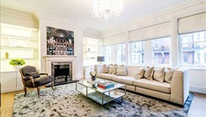 3 Bedroom Property To Rent In Duke Street, London, W1K