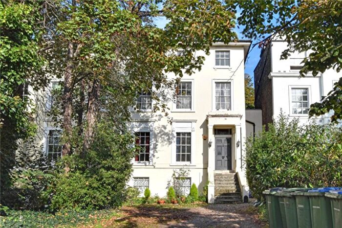 2 Bedroom Apartment For Sale In Shooters Hill Road, Blackheath, London, SE3
