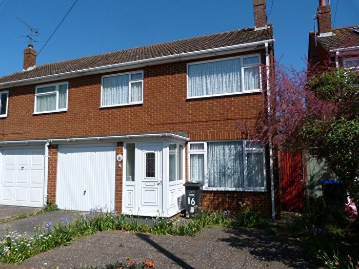 3 Bedroom Semi Detached House For Sale In Albion Road, Broadstairs, CT10