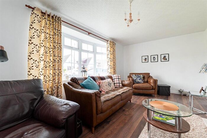 2 Bedroom Detached Bungalow For Sale In Belgrave Avenue, Penwortham, Preston, PR1