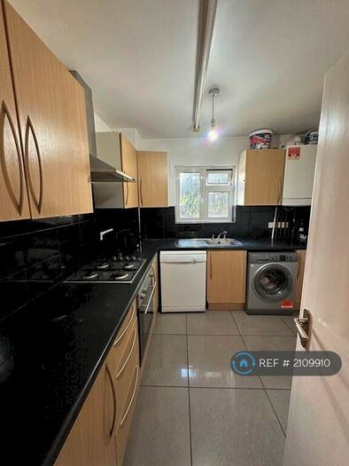1 Bedroom Flat To Rent In Fryent Way, London, NW9