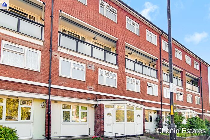 4 Bedroom Maisonette To Rent In Lorrimore Road, Kennington, SE17