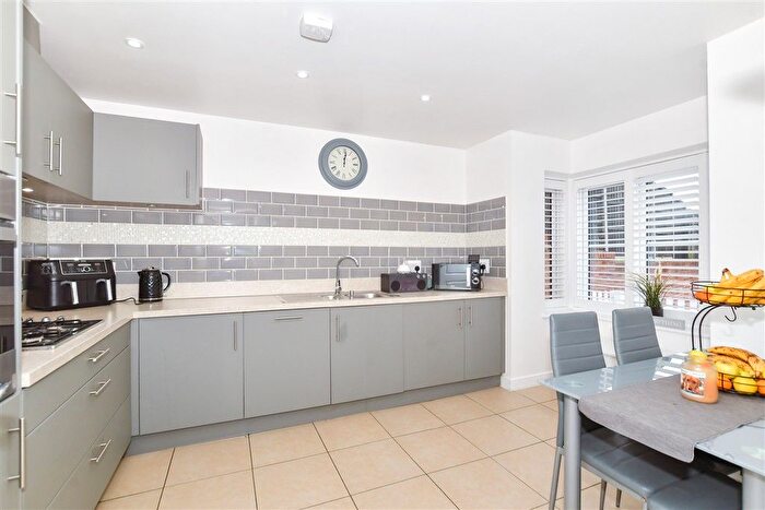 3 Bedroom End Of Terrace House For Sale In Tram Way, Wouldham, Rochester, Kent, ME1