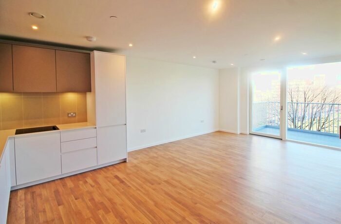 2 Bedroom Flat To Rent In Meranti Apartments, Deptford Landings, Deptford, SE8
