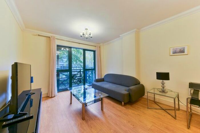 2 Bedroom Flat To Rent In Octavia House, Medway Street, Westminster, SW1P