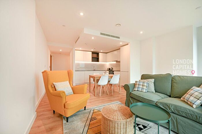 1 Bedroom Apartment To Rent In One Thames Quay, Marsh Wall, E14