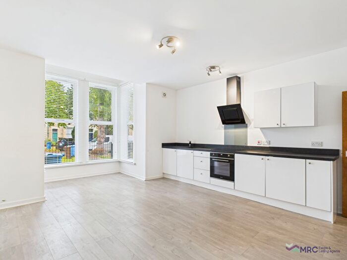 1 Bedroom Flat To Rent In Flat, Westbourne Avenue, Princes Avenue, HU5
