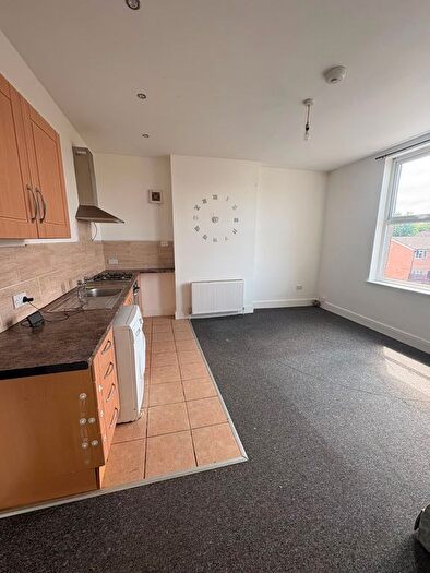 2 Bedroom Flat To Rent In King Street, Egremont, CH44