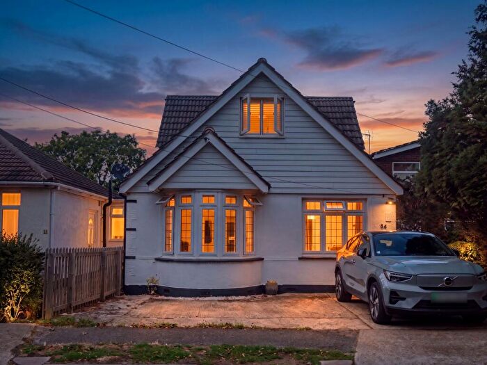 4 Bedroom Detached House For Sale In Beech Road, Benfleet, SS7
