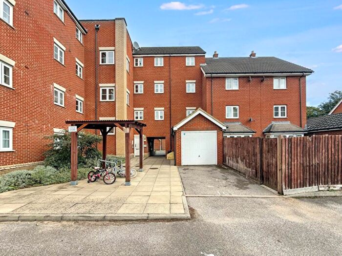 2 Bedroom Apartment For Sale In Provan Court, Ipswich, IP3