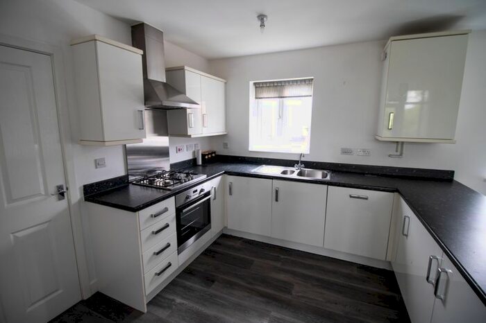 2 Bedroom Flat To Rent In Lostock Lane, Lostock, Bolton, BL6