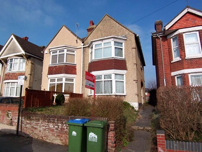 4 Bedroom Semi Detached House For Sale In Broadlands Road, Portswood, Southampton, SO17