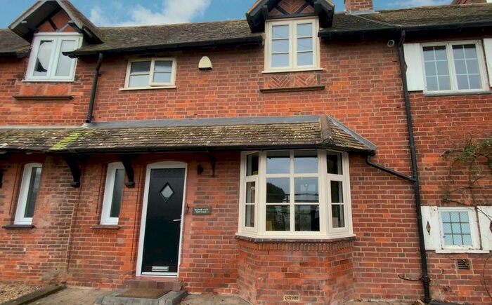 2 Bedroom Cottage For Sale In Barston Lane, Hampton-in-Arden, B92