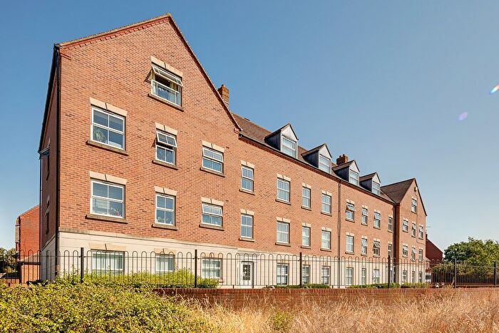 1 Bedroom Flat For Sale In James Meadow, Slough, SL3