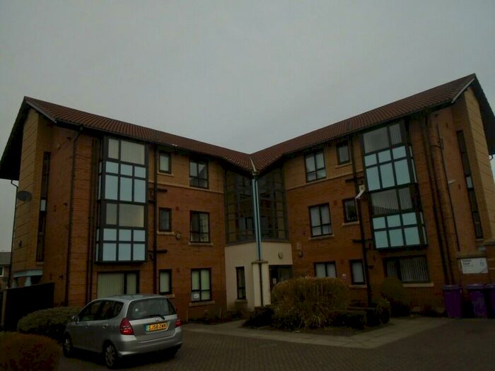 2 Bedroom Flat To Rent In Mansion Drive, Liverpool, Merseyside, L11