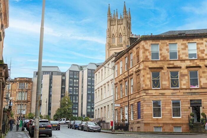 2 Bedroom Flat For Sale In Lynedoch Street, Park, G3