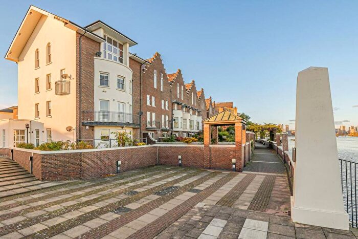 4 Bedroom House To Rent In Sextant Avenue, Isle Of Dogs, London, E14