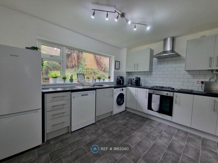 2 Bedroom Flat To Rent In Mapperley, Nottingham, NG3