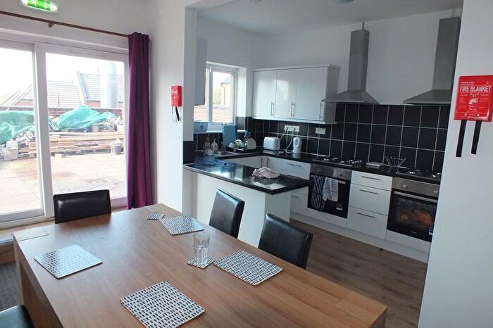 6 Bedroom Detached House To Rent In Bedroom Student House - Lenton (Clifford Street), NG7