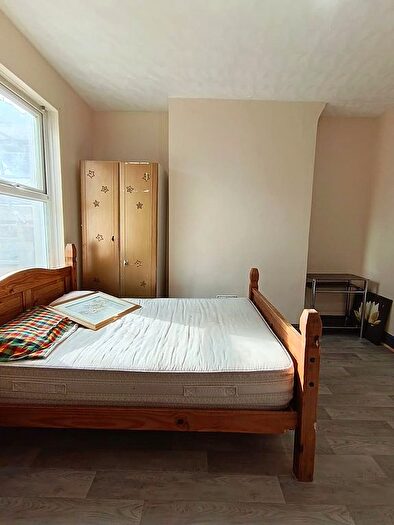 2 Bedroom Flat To Rent In Chepstow Road, Newport, NP19