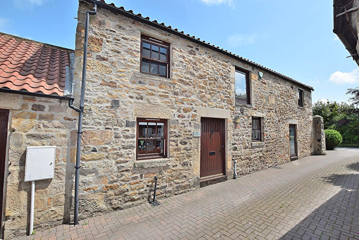 3 Bedroom Barn Conversion For Sale In West Steadings, Gayles, DL11