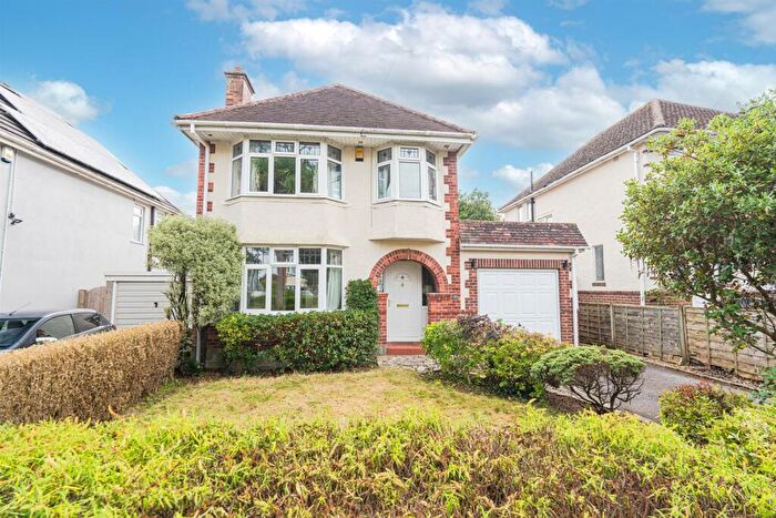 3 Bedroom Detached House To Rent In Northbourne Avenue, Bournemouth, BH10