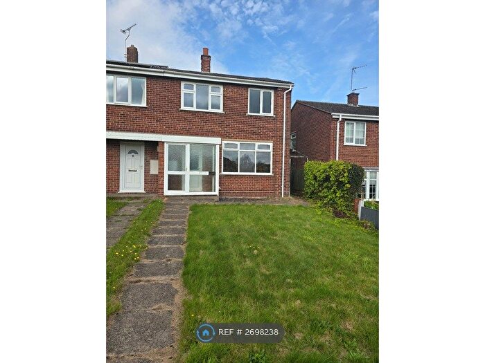 4 Bedroom Semi Detached House To Rent In Matlock Drive, Cannock, WS11