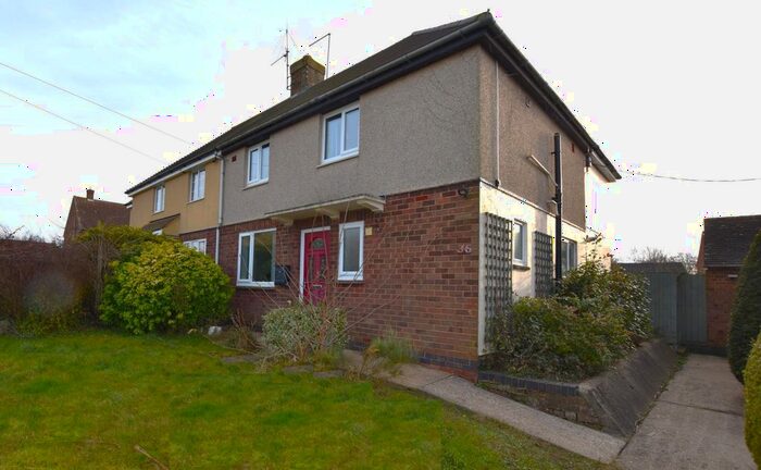3 Bedroom Semi-Detached House For Sale In Bedford Road, Denton, Northampton, NN7