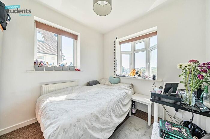 1 Bedroom Detached House To Rent In Bevendean Crescent, Brighton, East Sussex, BN2