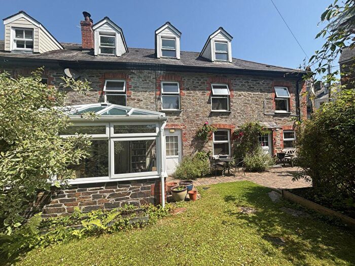 3 Bedroom Character Property For Sale In Grenville Road, Lostwithiel, PL22