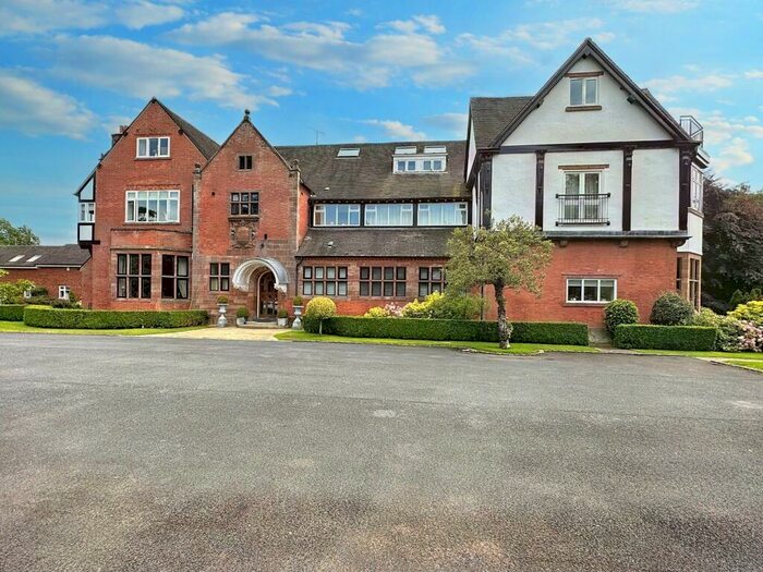 2 Bedroom Penthouse For Sale In Chelford Road, Alderley Edge, SK9