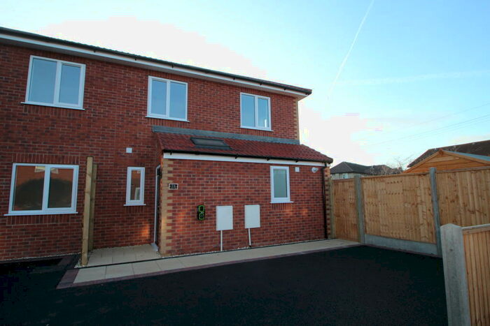 3 Bedroom House To Rent In Queensway, Little Stoke, Bristol, BS34