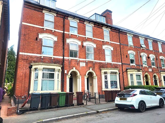 1 Bedroom Flat To Rent In Merridale Lane, Wolverhampton, WV3