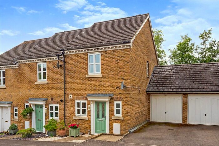 2 Bedroom End Of Terrace House For Sale In Hopgarden Close, Lamberhurst, Tunbridge Wells, TN3